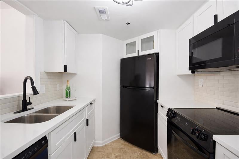 1 Biscayne Drive NW 705