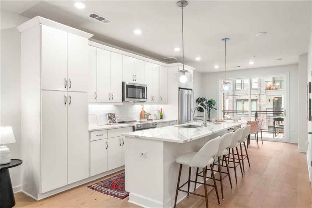 403 Pratt Drive SE 1003