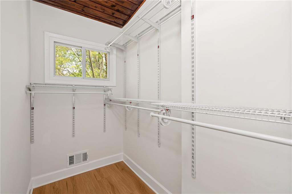 1690 Cotswold Drive, Brookhaven, Georgia image 36