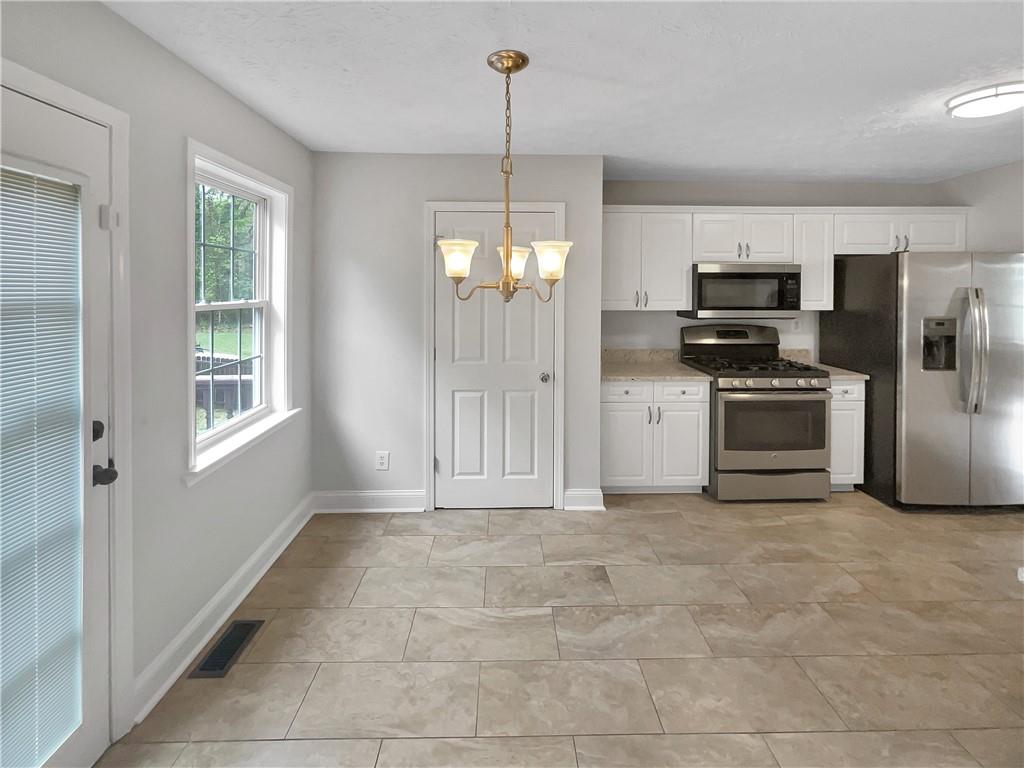 6367 Deshong Drive, Lithonia, Georgia image 8