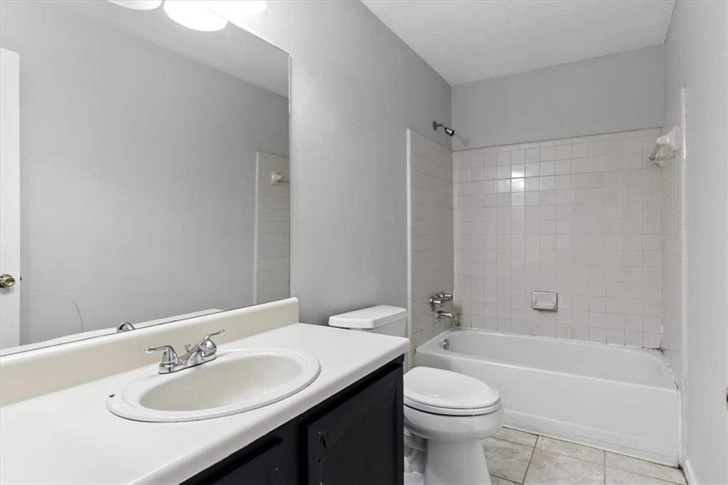 513 Glenleaf Drive