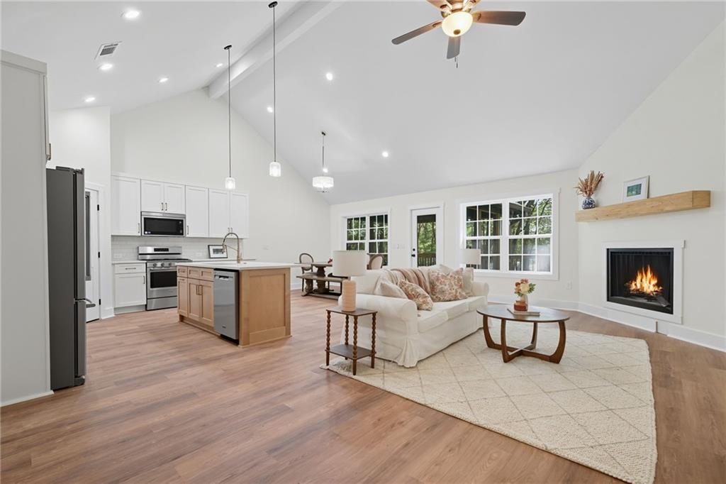 125 Arrowood Landing