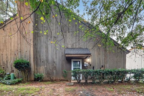 43 Willowick Court Lithonia GA 30038