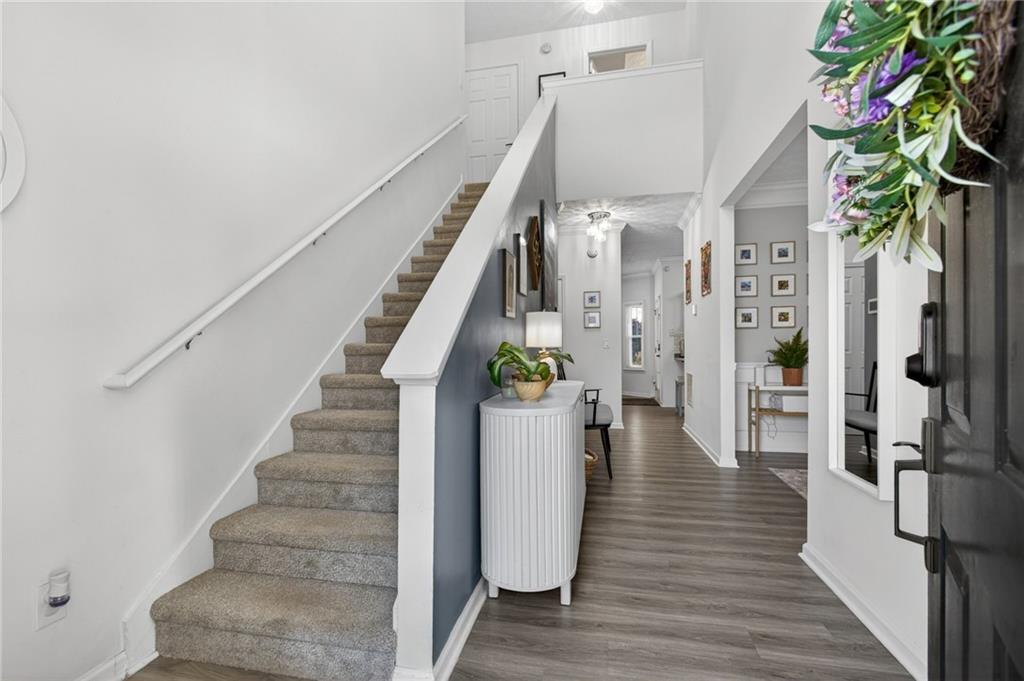 3397 English Oaks Drive NW