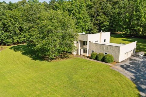 110 Bridger Point Road Fayetteville GA 30215