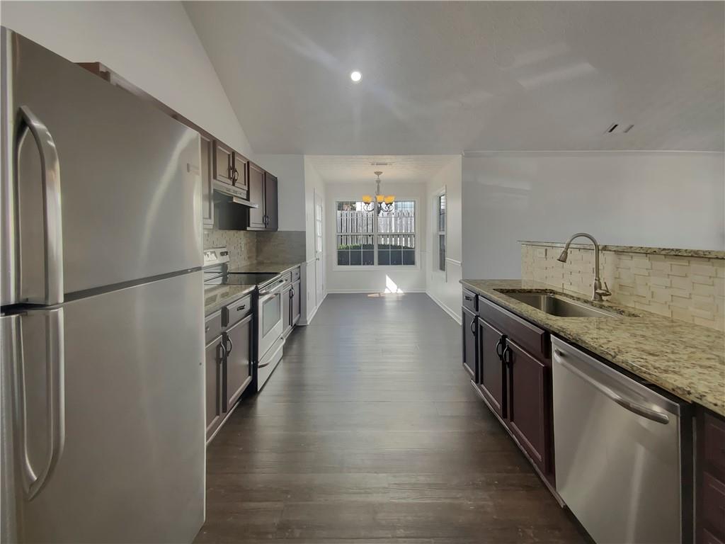 7175 Bowie Drive, Lithonia, Georgia image 15
