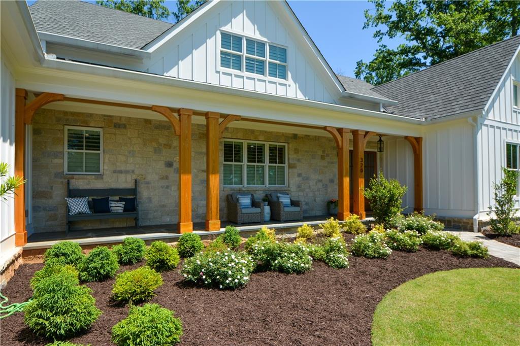320 Blackberryridge Trail