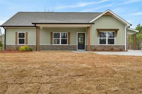 Homes For Sale - 1549 Winn Road<br/> Douglasville, GA 30134