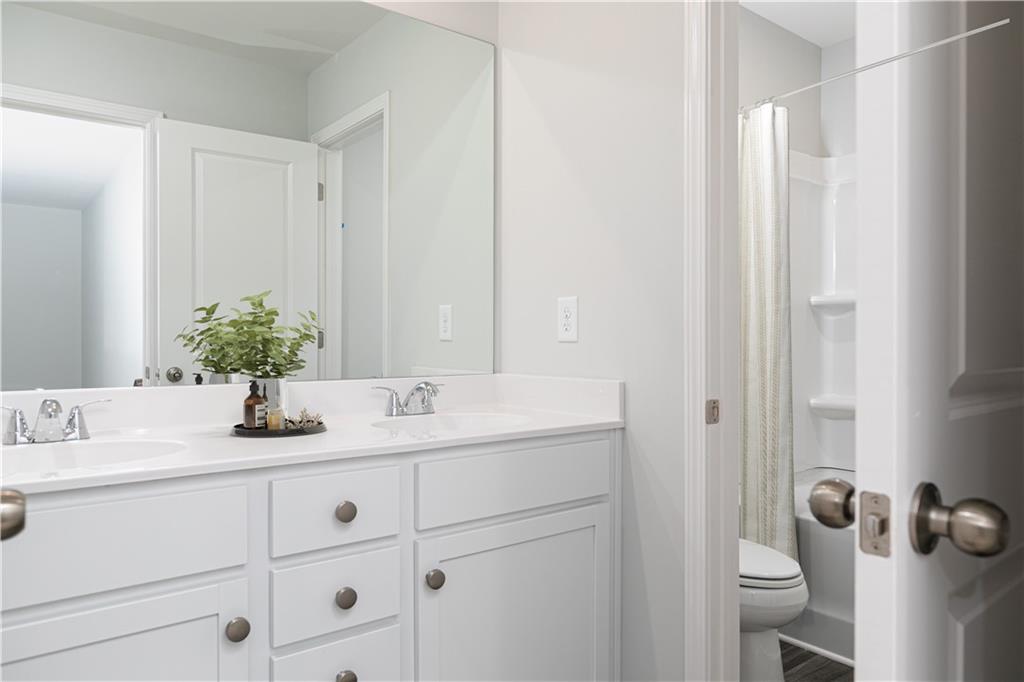 4348 Buttonwood Lane