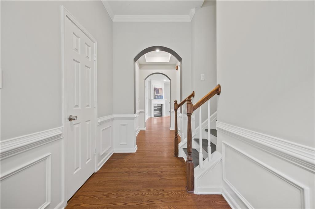 6329 Edgewater Cove