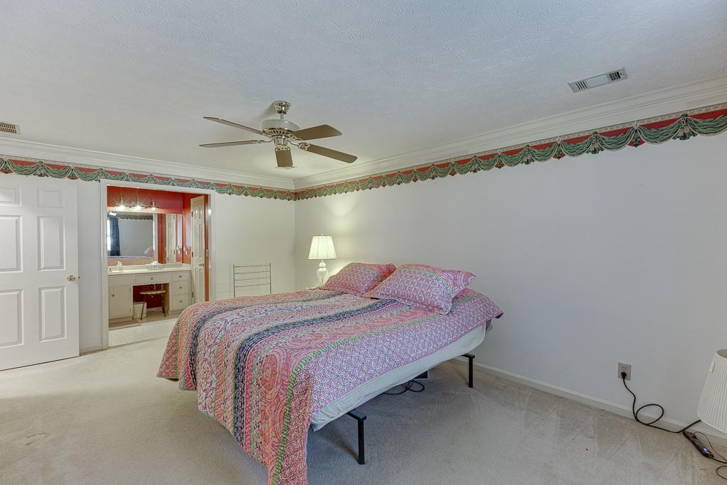 4092 Deerbrook Way, Lilburn, Georgia image 31