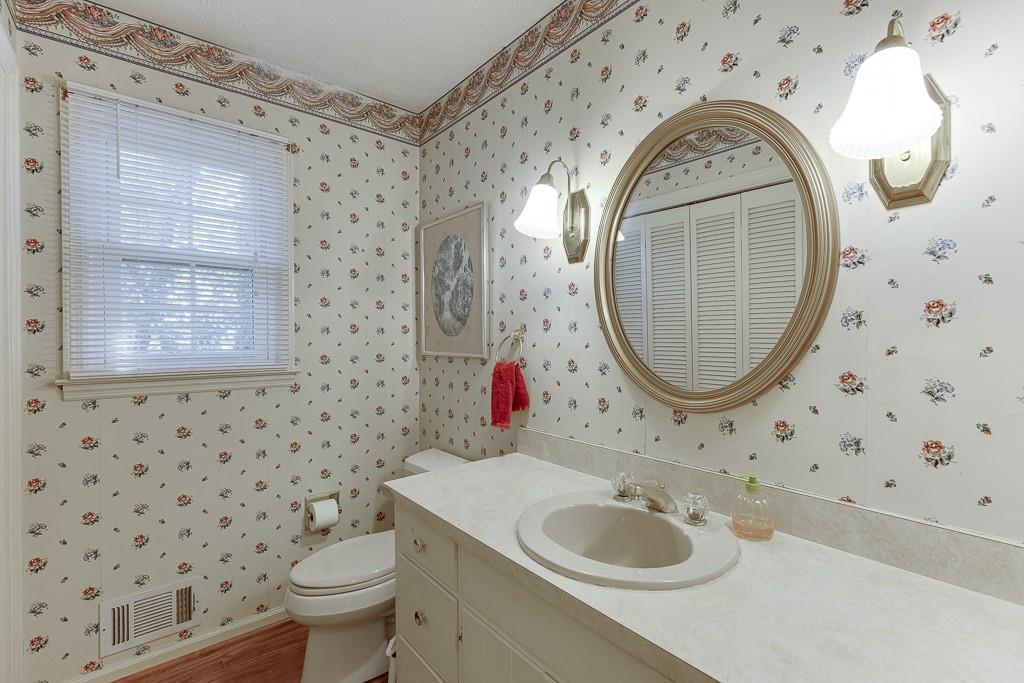 4092 Deerbrook Way, Lilburn, Georgia image 21
