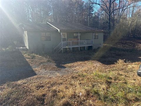 91 LEE EDWARDS Drive La Fayette GA 30728