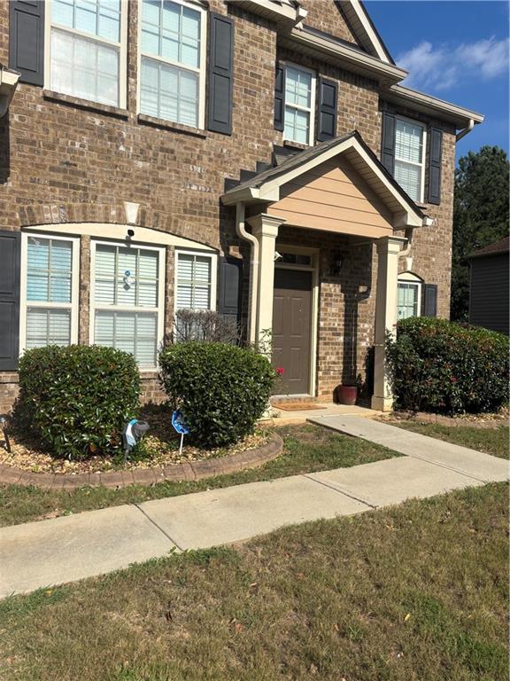 3419 Redwood Forest Lane