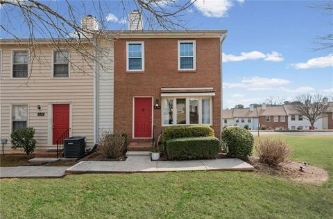 Photo of 236 High Creek Drive, Roswell, GA 30076 (MLS # 7722329)