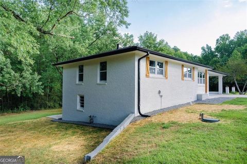 A home in Powder Springs