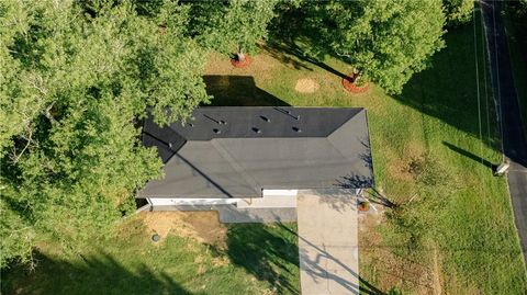 A home in Powder Springs