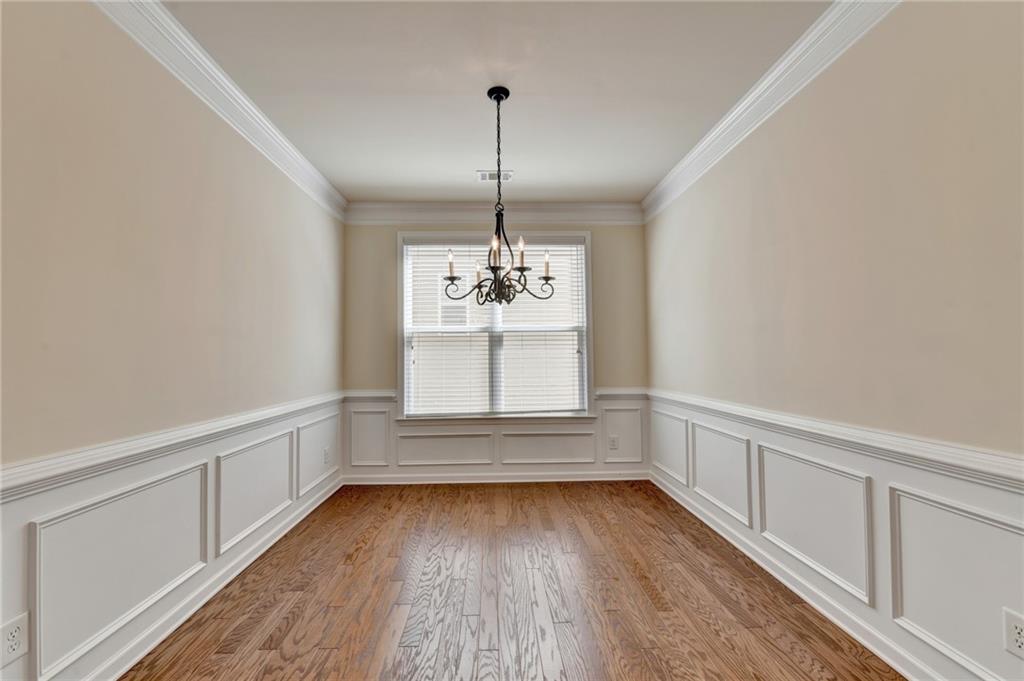 3945 MEDLEY Way