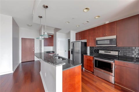 Condo For Rent - 400 W Peachtree Street #3908<br/> Atlanta, GA 30308