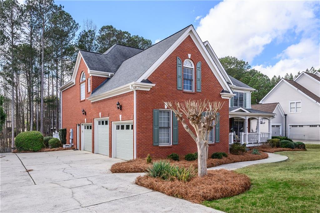 172 Golf Crest Drive