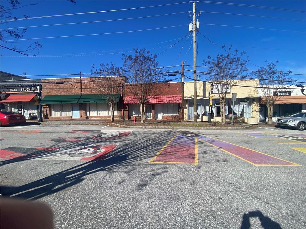 6970 Main Street 6970