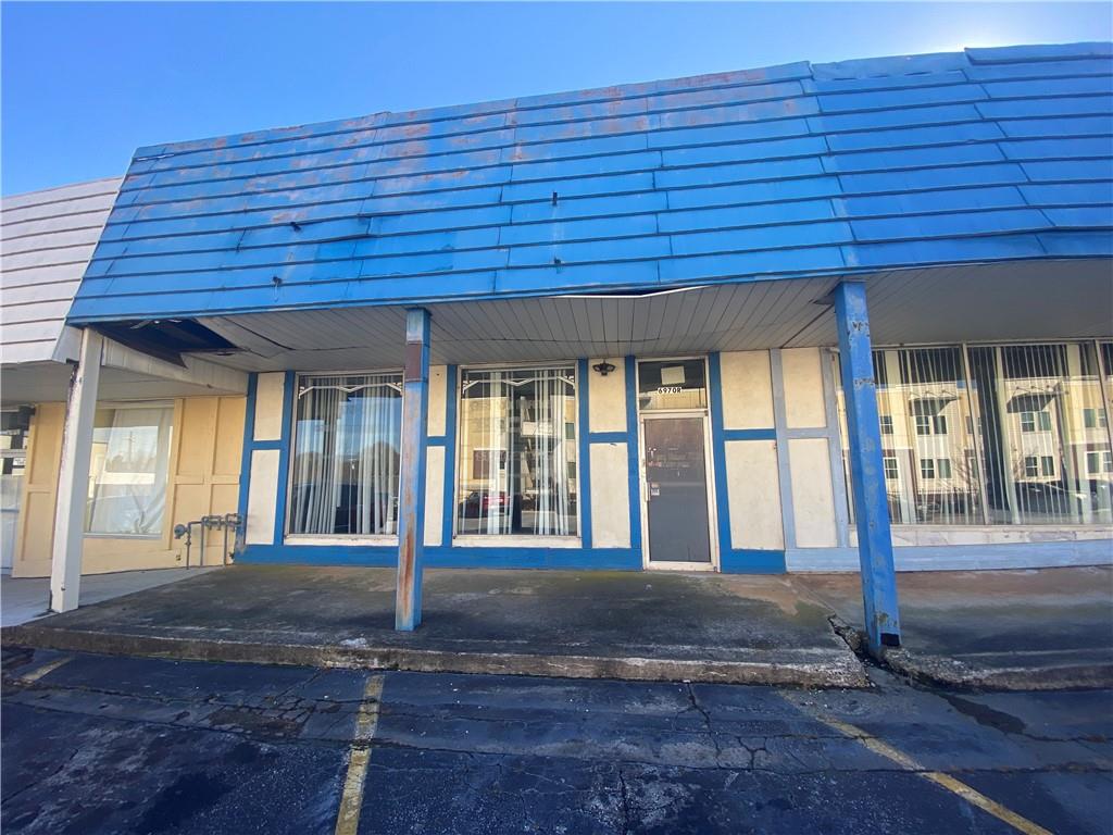 6970 Main Street 6970