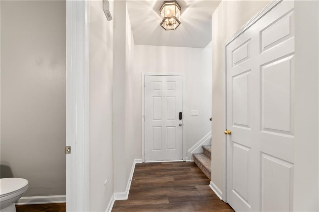 2410 Gateview Court