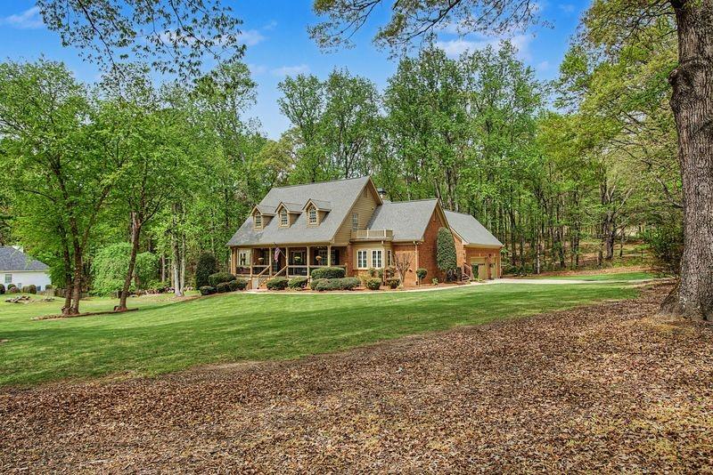3275 Fence Road