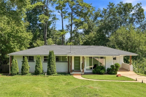Photo of 2934 Lynda Place Pl, Decatur, GA 30032 (MLS # 7860862)