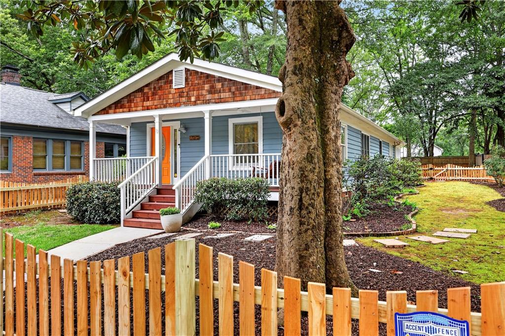 32 3rd Avenue NE