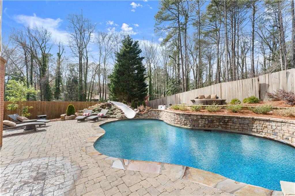 3173 Hamlet Way
