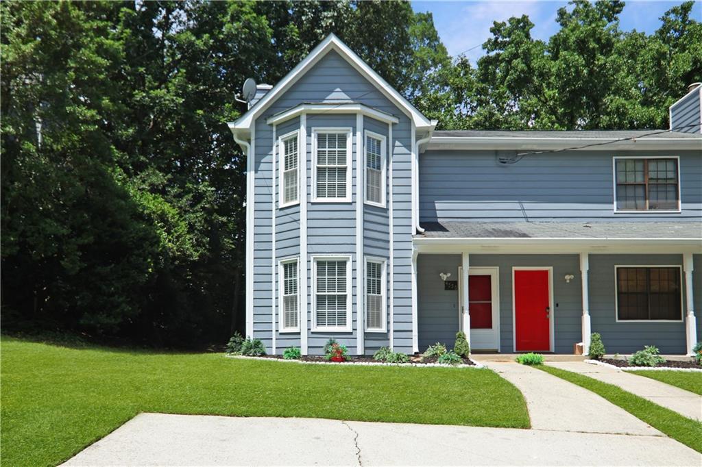 Cooper's Creek S/D off S. Cobb Dr. Huge second bedroom with walk in closet; Laminate floor in the living room; Eat-in kitchen features corian countertops with large island that seats 4; washer/dryer connections only; storage shed in back. Clean. Clean. Clean.
*PETS WELCOME UPON APPROVAL. Breed restrictions apply. No pets while touring the property.
*Our qualifying criteria is: no prior evictions, stable/verifiable rental and employment history, clean background and must income qualify at 3 times the rent. No aggressive breeds for pets. Rental must be established and verifiable with a consistent paper trail to be considered. No room rentals or living with relatives is considerable rental history. Credit minimum score is 600.