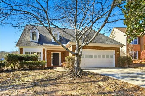 Homes For Sale - 10560 Victory Gate Drive<br/> Alpharetta, GA 30022