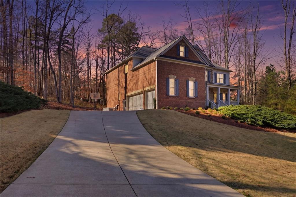 1625 Hamiota Ridge