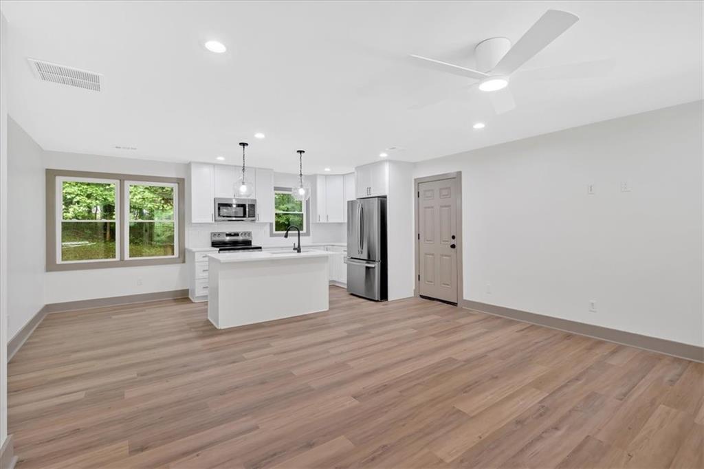 327 Marty Lane, Dallas, Georgia image 3