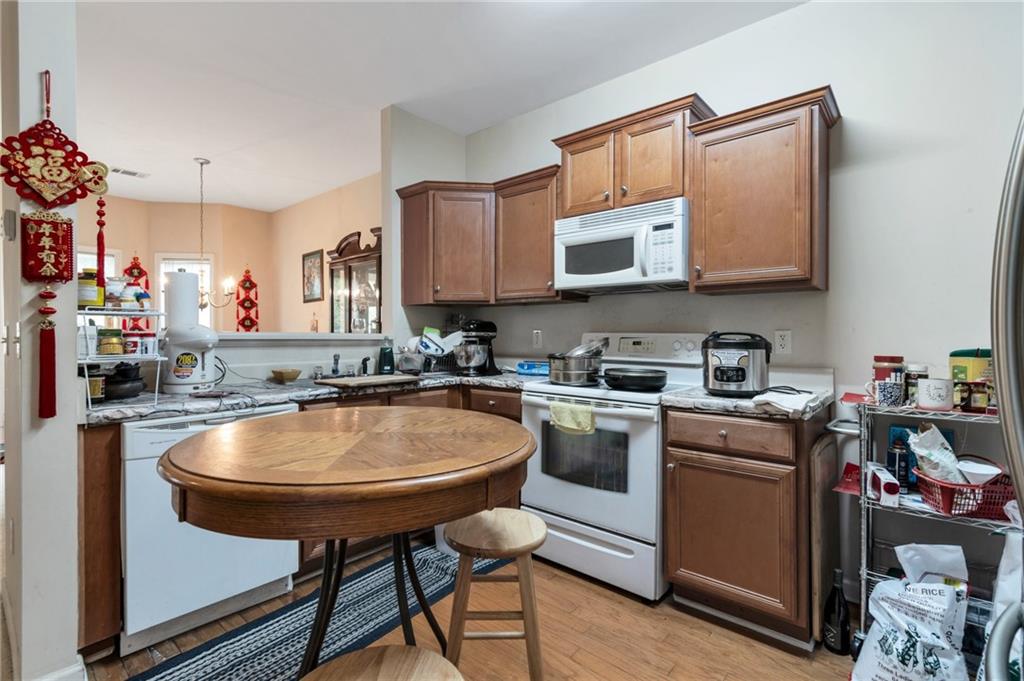 3829 Thayer Trace, Duluth, Georgia image 6