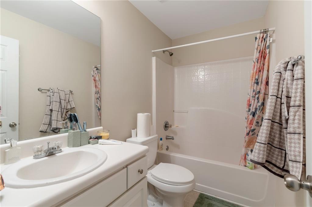 3829 Thayer Trace, Duluth, Georgia image 10