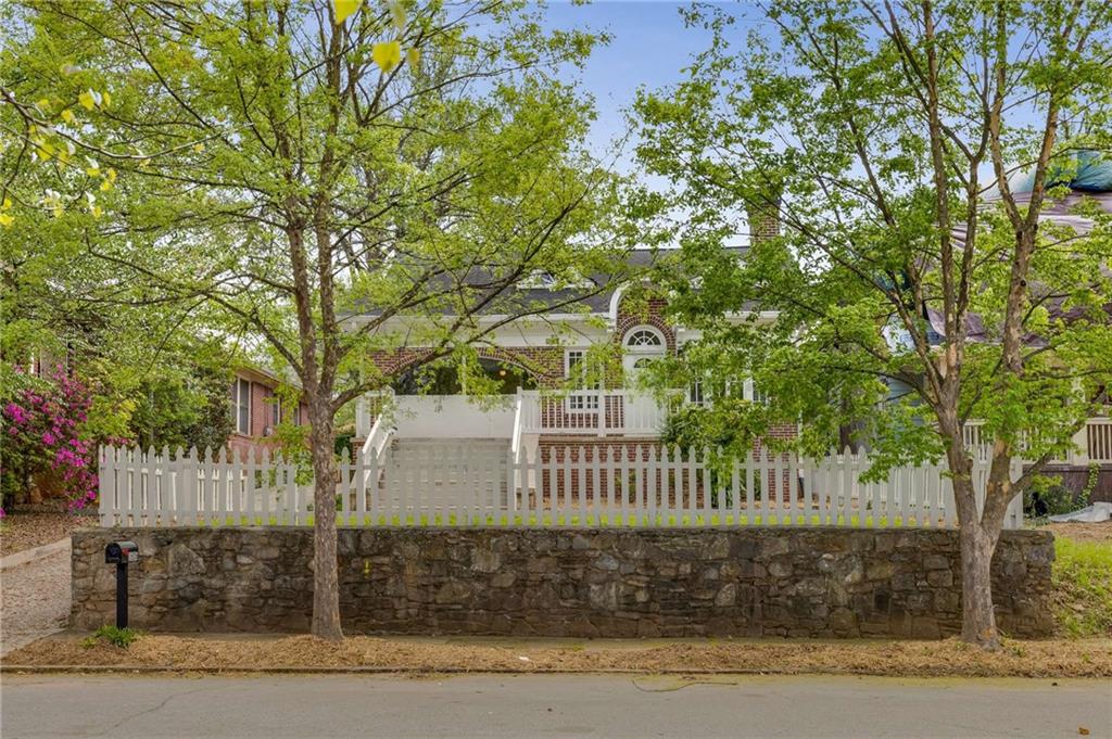 1626 Rogers Avenue, Atlanta, Georgia image 3