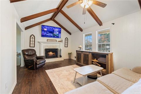 84 Oak Court Dallas GA 30157