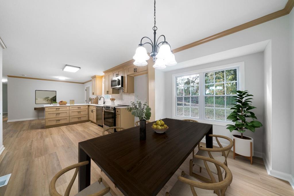 146 W Wedgewood Circle