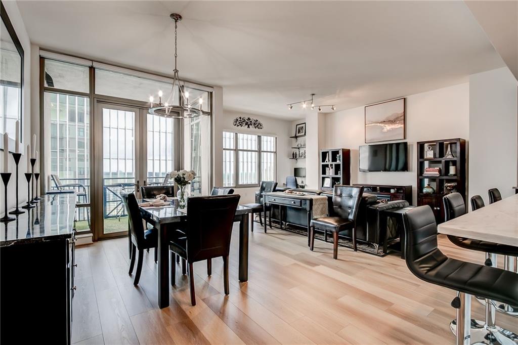 565 Peachtree Street NE 1303