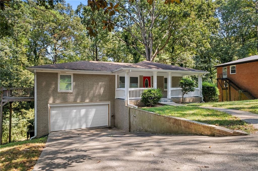 479 Larchmont Circle NW