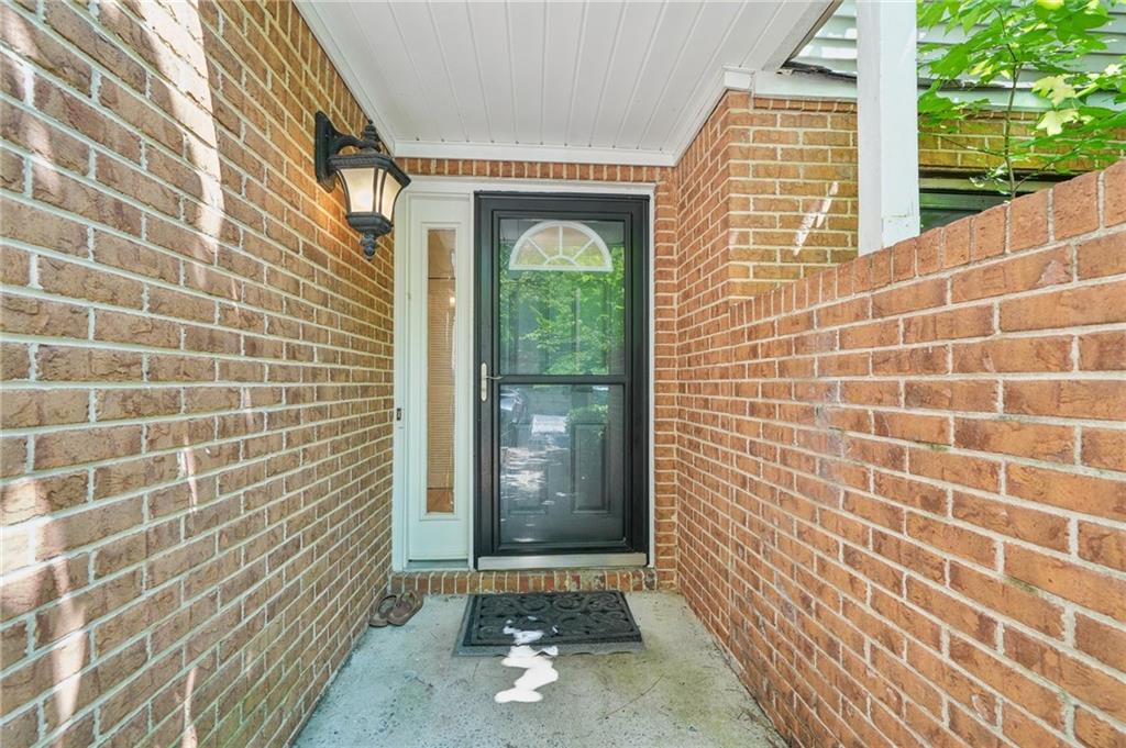 22 DUNWOODY SPRINGS Drive