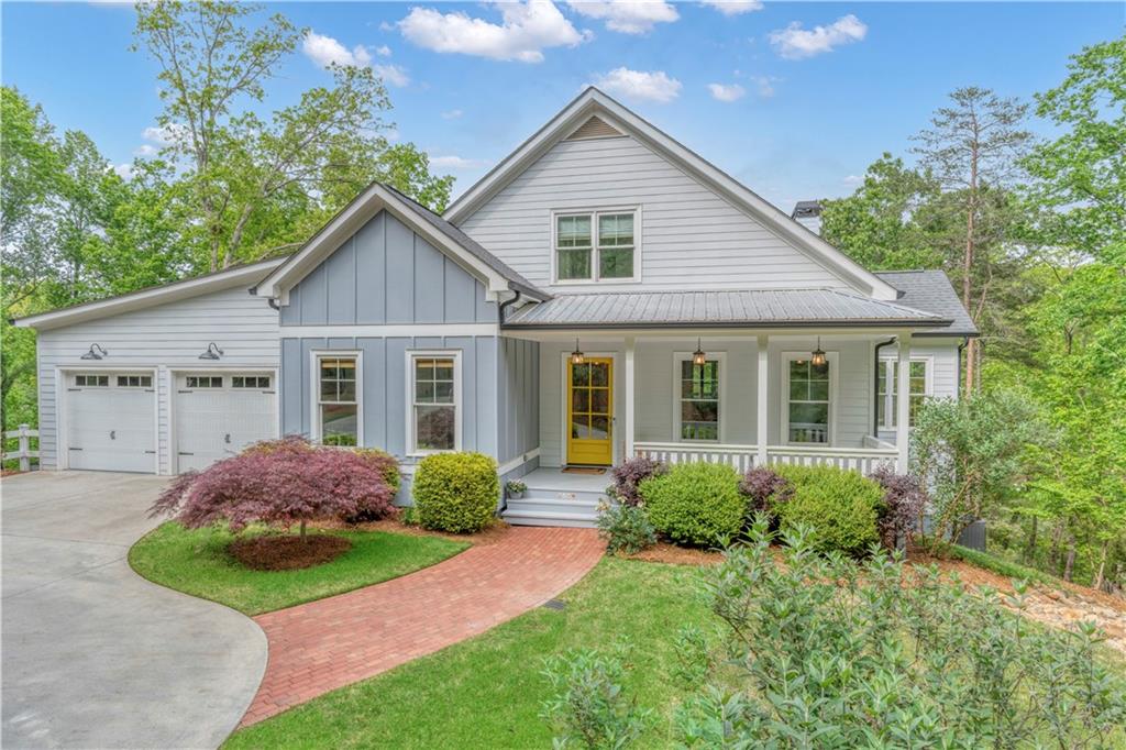 5046 Mckinzey Lane, Flowery Branch, Georgia image 1