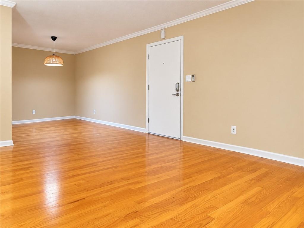 3175 Seven Pines Court 306