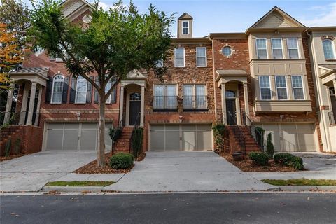 Photo of 2872 Overlook Way NE, Atlanta, GA 30324 (MLS # 7753805)