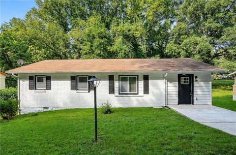 Homes For Sale - 2751 Cagle Street<br/> Lithonia, GA 30058