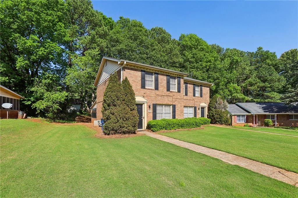 373 Dixie Court, Lawrenceville, Georgia image 3