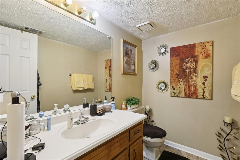 373 Dixie Court, Lawrenceville, Georgia image 34