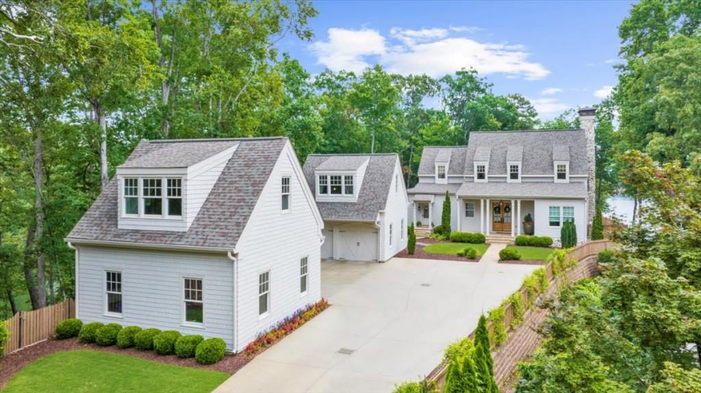 218 Lake Pointe Drive